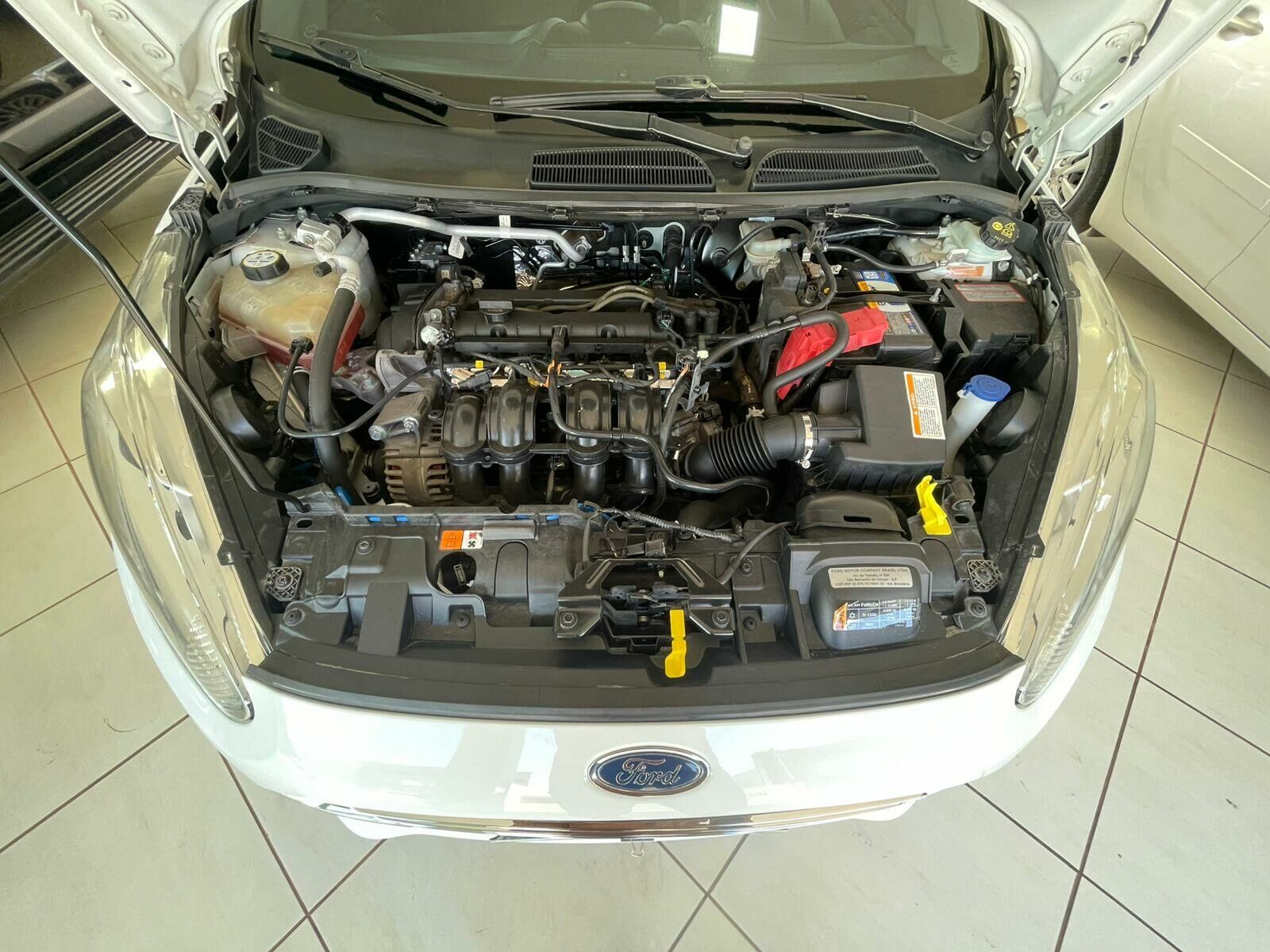 Imagem do veículo  FORD NEW FIESTA HATCH TITANIUM 1.6